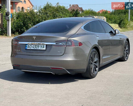 Жовтий Тесла Модель С, об'ємом двигуна 0 л та пробігом 106 тис. км за 17499 $, фото 8 на Automoto.ua