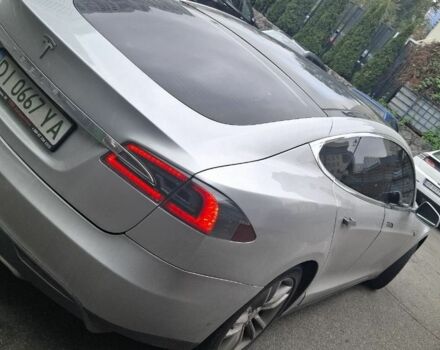 Серый Тесла Модель С, объемом двигателя 0 л и пробегом 170 тыс. км за 6000 $, фото 1 на Automoto.ua