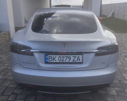Сірий Тесла Модель С, об'ємом двигуна 0 л та пробігом 185 тис. км за 12700 $, фото 3 на Automoto.ua