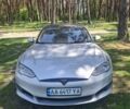 Серый Тесла Модель С, объемом двигателя 0 л и пробегом 170 тыс. км за 13500 $, фото 3 на Automoto.ua
