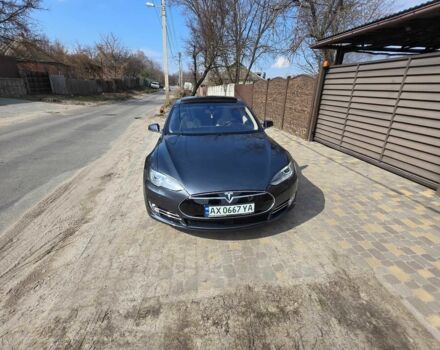 Серый Тесла Модель С, объемом двигателя 0 л и пробегом 170 тыс. км за 15000 $, фото 4 на Automoto.ua