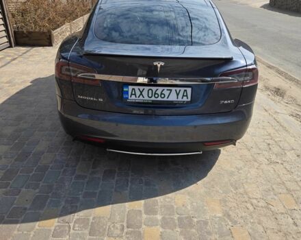 Серый Тесла Модель С, объемом двигателя 0 л и пробегом 170 тыс. км за 15000 $, фото 9 на Automoto.ua