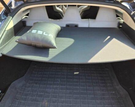 Серый Тесла Модель С, объемом двигателя 0 л и пробегом 170 тыс. км за 15000 $, фото 8 на Automoto.ua