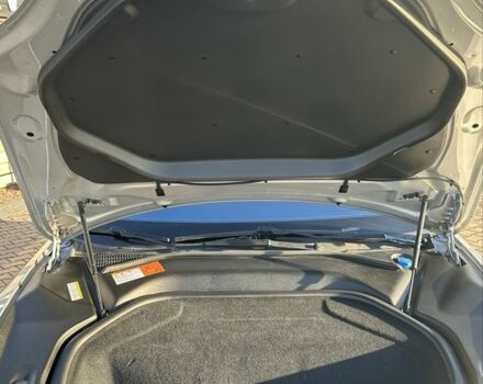 Серый Тесла Модель С, объемом двигателя 0 л и пробегом 170 тыс. км за 13999 $, фото 16 на Automoto.ua