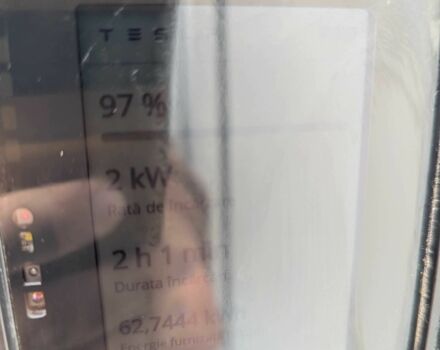 Тесла Модель С 2015 у Шепетовке на Automoto.ua Сірий Тесла Модель С, об'ємом двигуна 0 л та пробігом 180 тис. км за 14999 $, фото 18 на Automoto.ua