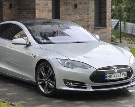 Серый Тесла Модель С, объемом двигателя 0 л и пробегом 200 тыс. км за 19200 $, фото 10 на Automoto.ua