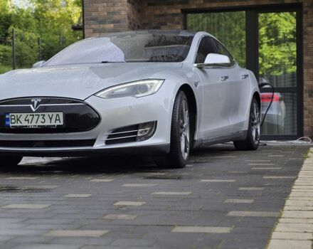 Серый Тесла Модель С, объемом двигателя 0 л и пробегом 200 тыс. км за 19200 $, фото 11 на Automoto.ua