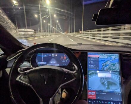 Тесла Модель С 2015 у Шепетовке на Automoto.ua Сірий Тесла Модель С, об'ємом двигуна 0 л та пробігом 180 тис. км за 14999 $, фото 17 на Automoto.ua