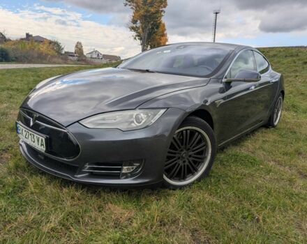 Тесла Модель С 2015 у Шепетовке на Automoto.ua Сірий Тесла Модель С, об'ємом двигуна 0 л та пробігом 180 тис. км за 14999 $, фото 19 на Automoto.ua