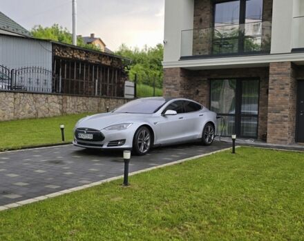 Серый Тесла Модель С, объемом двигателя 0 л и пробегом 200 тыс. км за 19200 $, фото 7 на Automoto.ua