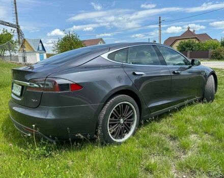 Тесла Модель С 2015 у Шепетовке на Automoto.ua Сірий Тесла Модель С, об'ємом двигуна 0 л та пробігом 180 тис. км за 14999 $, фото 1 на Automoto.ua