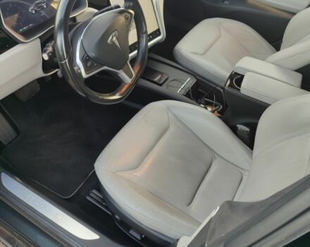 Серый Тесла Модель С, объемом двигателя 0 л и пробегом 180 тыс. км за 19500 $, фото 20 на Automoto.ua