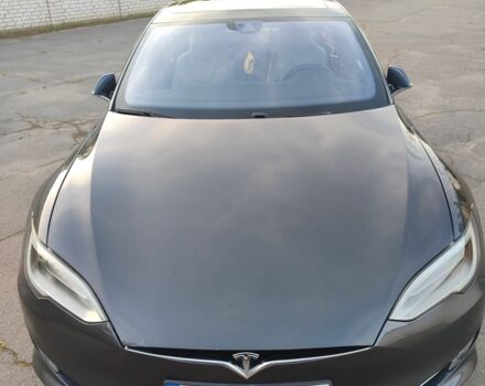 Серый Тесла Модель С, объемом двигателя 0 л и пробегом 180 тыс. км за 19500 $, фото 23 на Automoto.ua