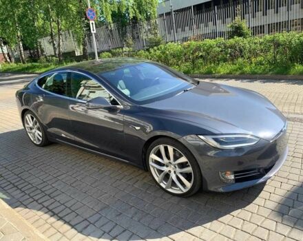 Серый Тесла Модель С, объемом двигателя 0 л и пробегом 21 тыс. км за 22900 $, фото 2 на Automoto.ua