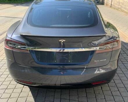 Серый Тесла Модель С, объемом двигателя 0 л и пробегом 21 тыс. км за 22900 $, фото 5 на Automoto.ua