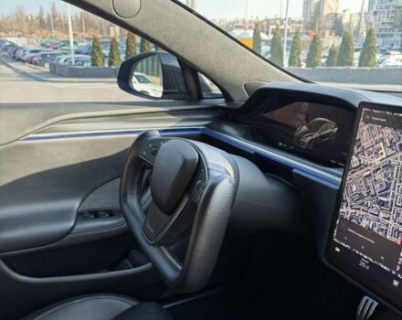 Серый Тесла Модель С, объемом двигателя 0 л и пробегом 65 тыс. км за 35500 $, фото 21 на Automoto.ua