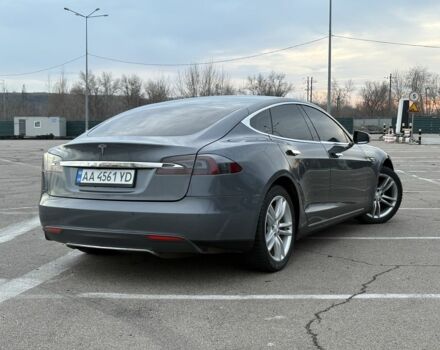 Серый Тесла Модель С, объемом двигателя 0 л и пробегом 230 тыс. км за 12500 $, фото 8 на Automoto.ua