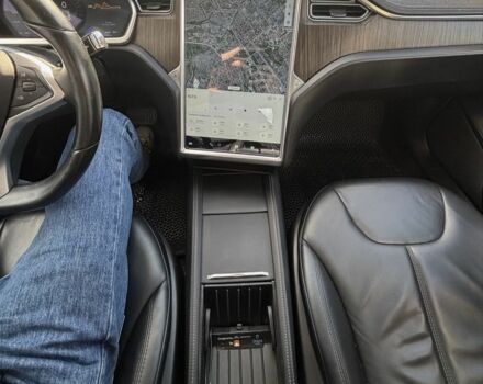 Сірий Тесла Модель С, об'ємом двигуна 0 л та пробігом 176 тис. км за 15000 $, фото 12 на Automoto.ua