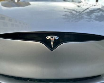Серый Тесла Модель С, объемом двигателя 0 л и пробегом 100 тыс. км за 25800 $, фото 37 на Automoto.ua