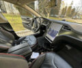 Серый Тесла Модель С, объемом двигателя 0 л и пробегом 100 тыс. км за 25800 $, фото 64 на Automoto.ua