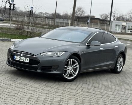 Серый Тесла Модель С, объемом двигателя 0 л и пробегом 232 тыс. км за 10700 $, фото 12 на Automoto.ua