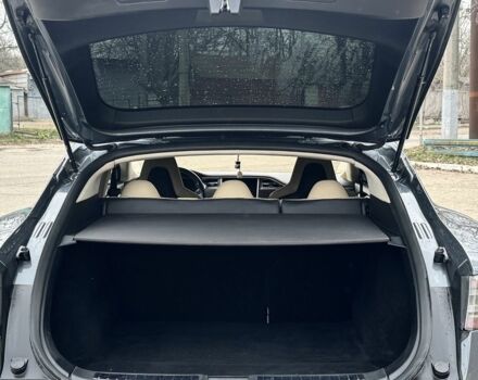 Серый Тесла Модель С, объемом двигателя 0 л и пробегом 232 тыс. км за 10700 $, фото 7 на Automoto.ua