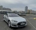 Серый Тесла Модель С, объемом двигателя 0 л и пробегом 217 тыс. км за 11500 $, фото 19 на Automoto.ua
