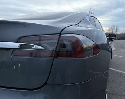 Серый Тесла Модель С, объемом двигателя 0 л и пробегом 230 тыс. км за 12500 $, фото 13 на Automoto.ua