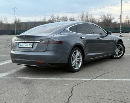 Серый Тесла Модель С, объемом двигателя 0 л и пробегом 230 тыс. км за 12500 $, фото 9 на Automoto.ua