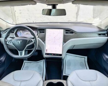 Серый Тесла Модель С, объемом двигателя 0 л и пробегом 81 тыс. км за 4000 $, фото 10 на Automoto.ua