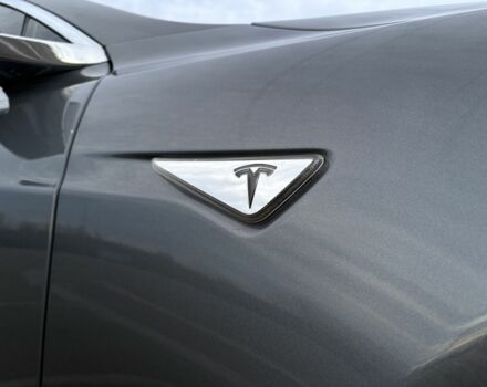 Серый Тесла Модель С, объемом двигателя 0 л и пробегом 230 тыс. км за 12500 $, фото 7 на Automoto.ua