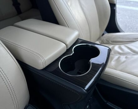 Серый Тесла Модель С, объемом двигателя 0 л и пробегом 230 тыс. км за 12500 $, фото 22 на Automoto.ua