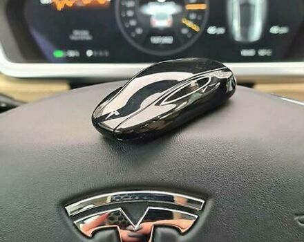 Серый Тесла Модель С, объемом двигателя 0 л и пробегом 118 тыс. км за 26000 $, фото 7 на Automoto.ua