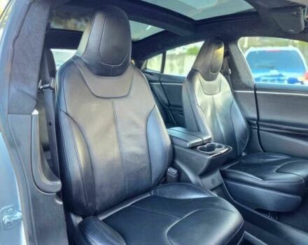 Серый Тесла Модель С, объемом двигателя 0 л и пробегом 82 тыс. км за 3700 $, фото 10 на Automoto.ua