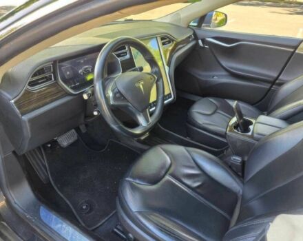 Серый Тесла Модель С, объемом двигателя 0 л и пробегом 77 тыс. км за 10000 $, фото 9 на Automoto.ua