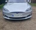 Серый Тесла Модель С, объемом двигателя 0 л и пробегом 141 тыс. км за 16000 $, фото 1 на Automoto.ua