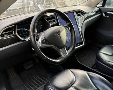 Серый Тесла Модель С, объемом двигателя 0 л и пробегом 296 тыс. км за 13200 $, фото 4 на Automoto.ua