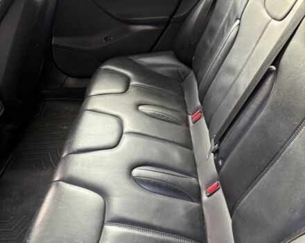 Серый Тесла Модель С, объемом двигателя 0 л и пробегом 296 тыс. км за 13200 $, фото 5 на Automoto.ua