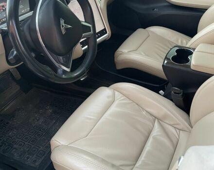 Серый Тесла Модель С, объемом двигателя 0 л и пробегом 136 тыс. км за 10999 $, фото 6 на Automoto.ua