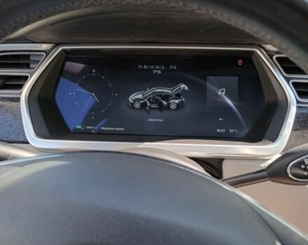 Серый Тесла Модель С, объемом двигателя 0 л и пробегом 290 тыс. км за 12300 $, фото 5 на Automoto.ua