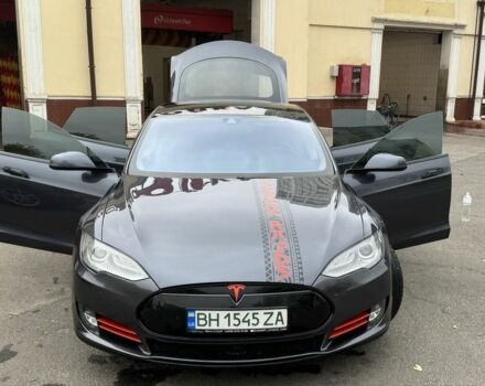 Серый Тесла Модель С, объемом двигателя 0 л и пробегом 93 тыс. км за 12900 $, фото 12 на Automoto.ua