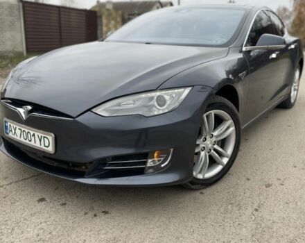 Серый Тесла Модель С, объемом двигателя 0 л и пробегом 170 тыс. км за 18000 $, фото 7 на Automoto.ua