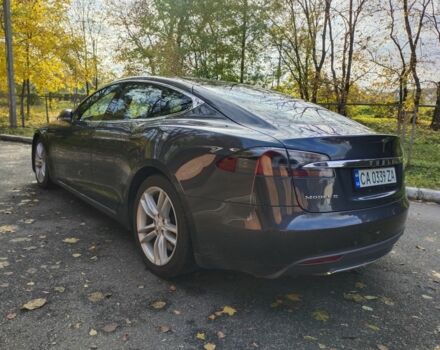 Серый Тесла Модель С, объемом двигателя 0 л и пробегом 107 тыс. км за 16600 $, фото 6 на Automoto.ua