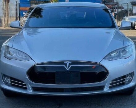 Тесла Модель С 2015 в Кривом Роге на Automoto.ua Серый Тесла Модель С, объемом двигателя 0 л и пробегом 78 тыс. км за 5400 $, фото 1 на Automoto.ua