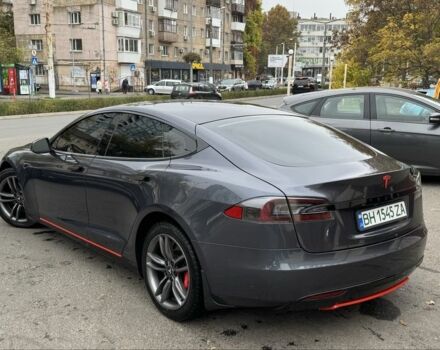 Серый Тесла Модель С, объемом двигателя 0 л и пробегом 93 тыс. км за 12900 $, фото 17 на Automoto.ua