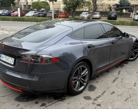 Серый Тесла Модель С, объемом двигателя 0 л и пробегом 93 тыс. км за 12900 $, фото 1 на Automoto.ua