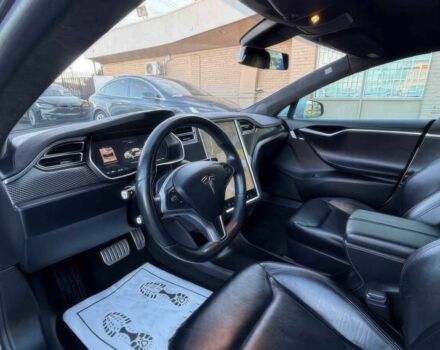 Тесла Модель С 2015 в Кривом Роге на Automoto.ua Серый Тесла Модель С, объемом двигателя 0 л и пробегом 78 тыс. км за 5400 $, фото 6 на Automoto.ua