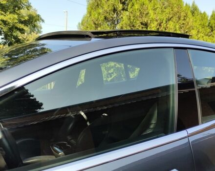 Серый Тесла Модель С, объемом двигателя 0 л и пробегом 107 тыс. км за 16600 $, фото 1 на Automoto.ua