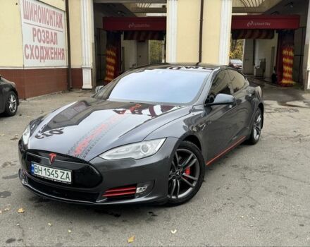 Серый Тесла Модель С, объемом двигателя 0 л и пробегом 93 тыс. км за 12900 $, фото 22 на Automoto.ua