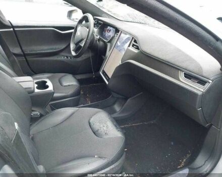 Сірий Тесла Модель С, об'ємом двигуна 0 л та пробігом 246 тис. км за 9650 $, фото 6 на Automoto.ua